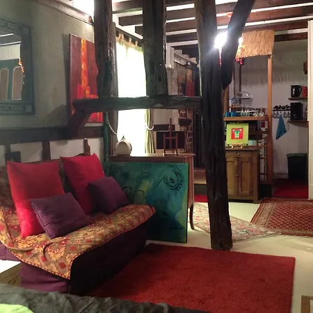 Oda ve Kahvaltı Studio 17